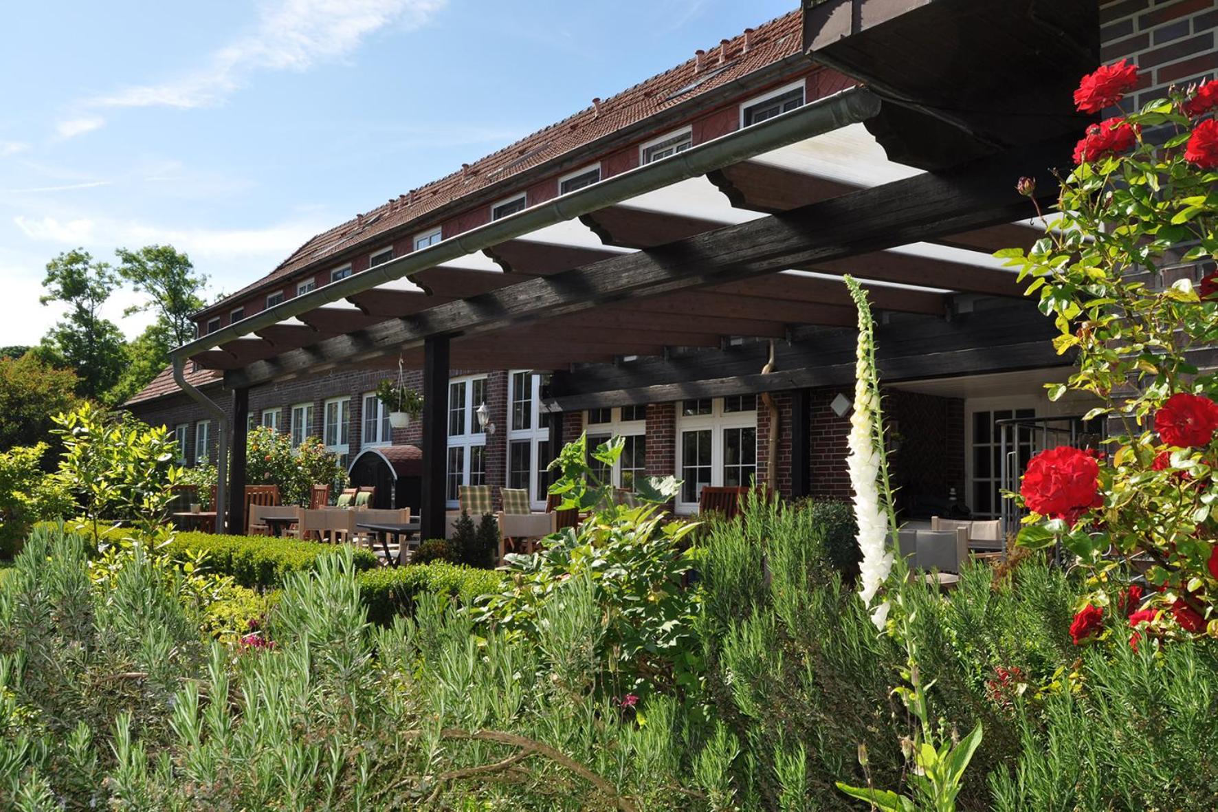 Landhotel Alte Schule - Hotel Garni Schillig Zewnętrze zdjęcie